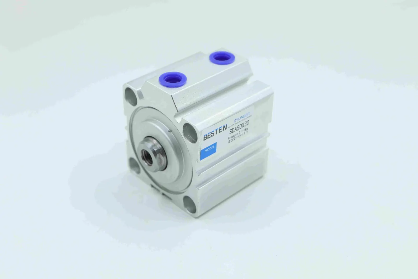 Thin cylinder.jpg Thin cylinder.jpg