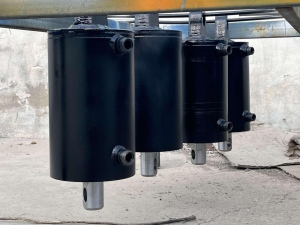 Kambur Dişli Redüktör Silindiri.jpg Kambur Dişli Redüktör Silindiri.jpg